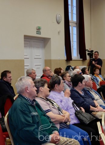 Igaz beszéd - dr. Ujhelyi István Berettyóújfaluban 10